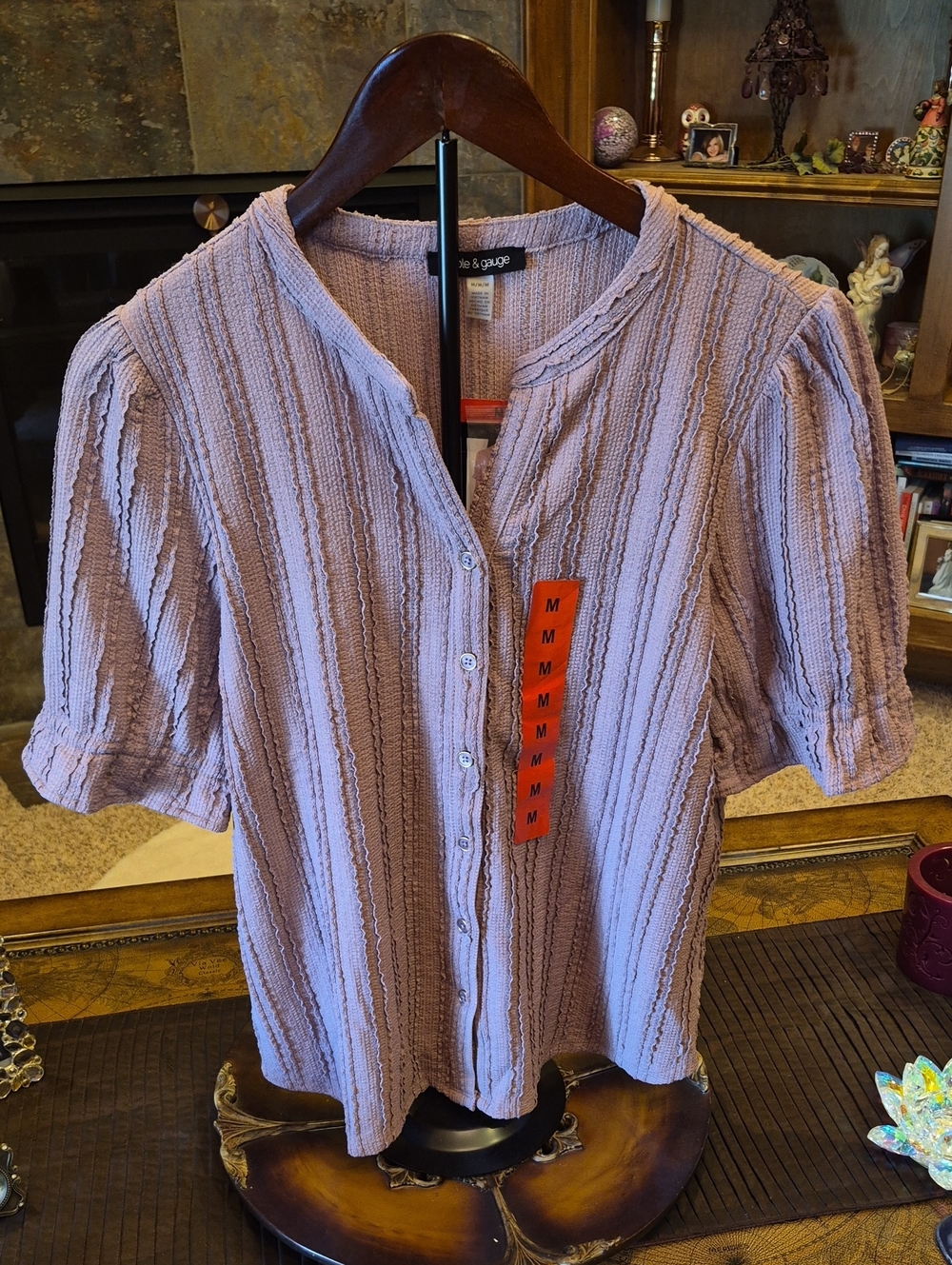 Cable & Gauge Lavender Button-Front Top Size Med